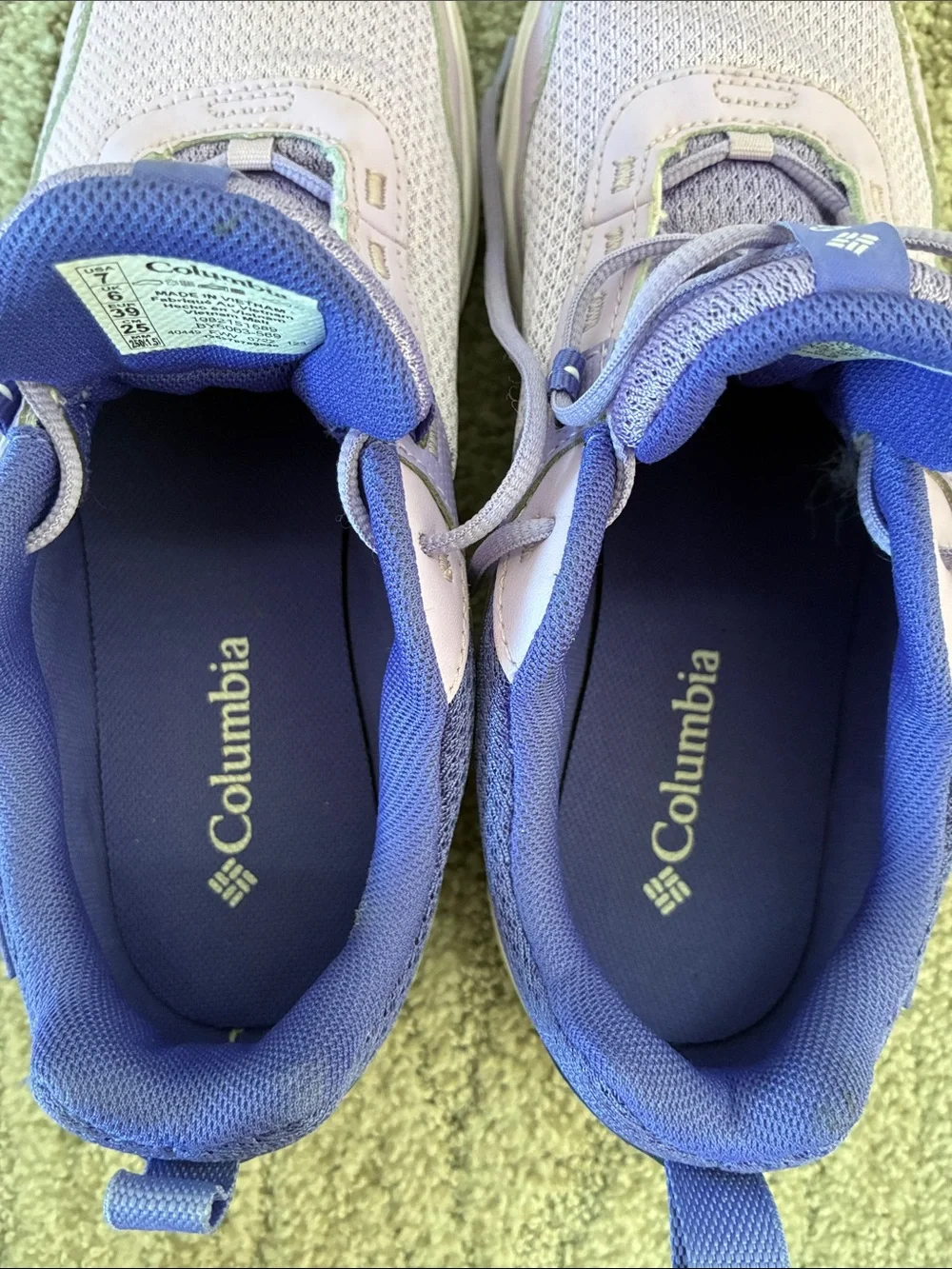 Columbia Women's Lavender and Light Purple Athletic Shoes